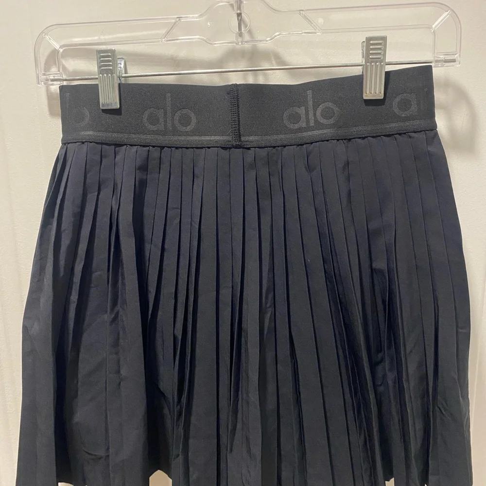 ALO Yoga Black Pleated Mini Skirt